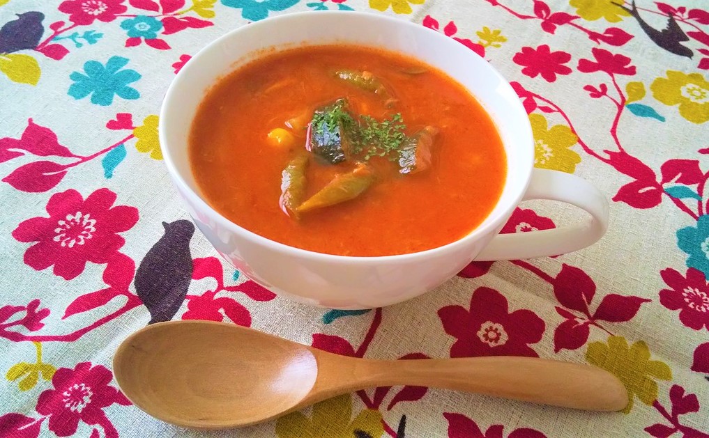 夏野菜の生姜トマトスープ